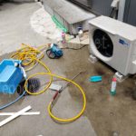 에어컨 분해클리닝, 세정을 할때는 전용 고압세정기를 사용해야한다?!